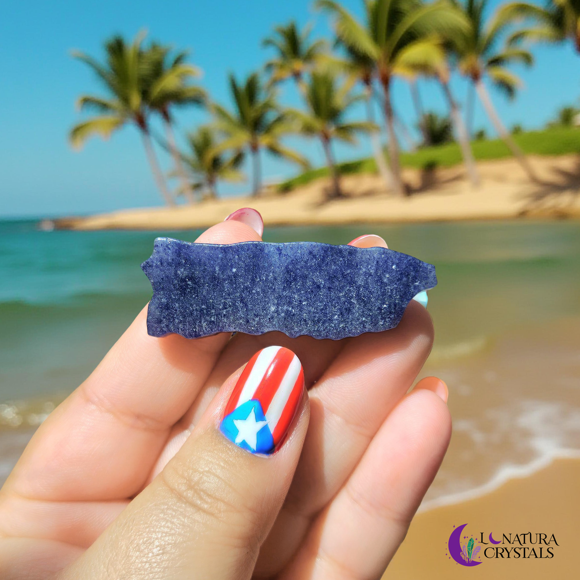 Puerto Rico en Cuarzo | Tallado a Mano | Exclusivo de LuNatura Crystals