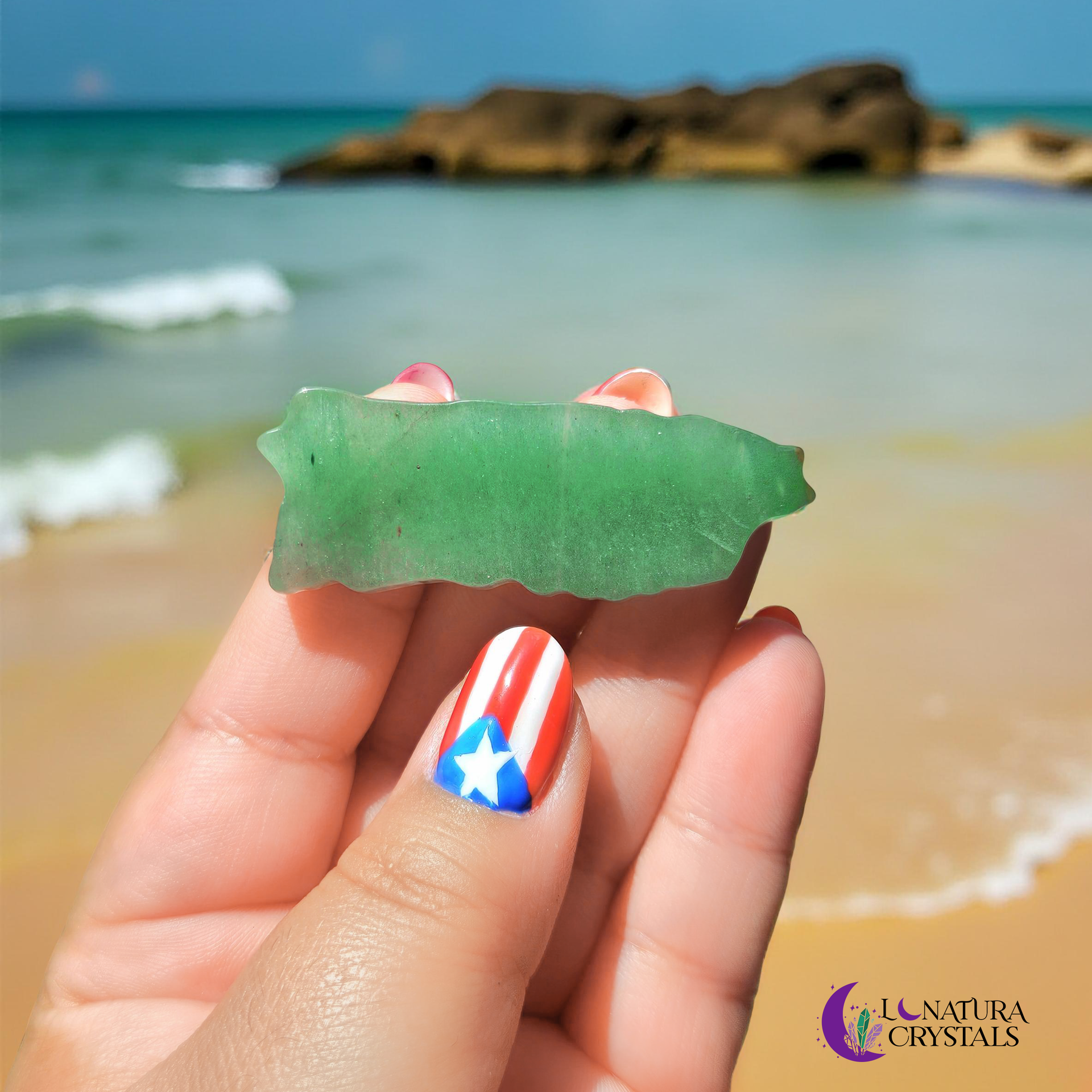 Puerto Rico en Cuarzo | Tallado a Mano | Exclusivo de LuNatura Crystals