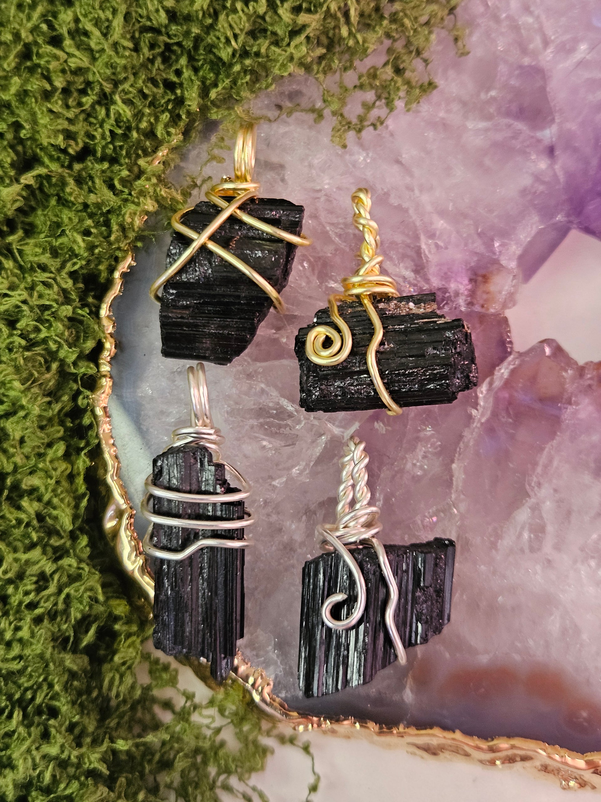 Black Tourmaline | Hand Wired Pendant