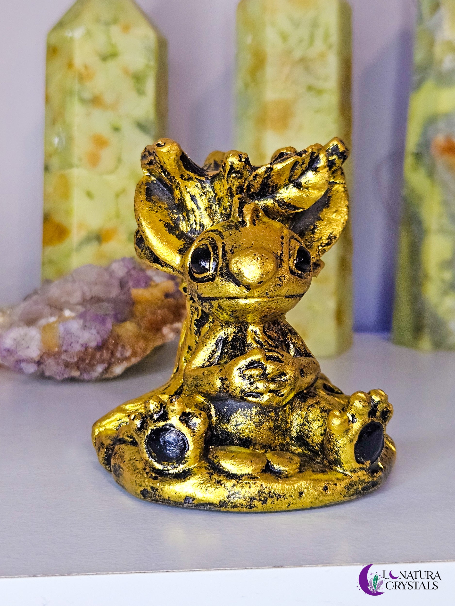 Stitch Gold Sphere Stand