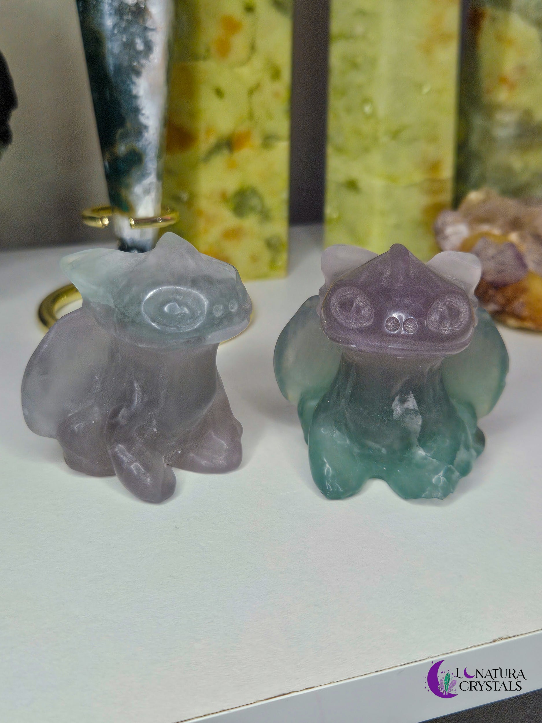 Toothless Fluorite Carving (intuitively chosen)