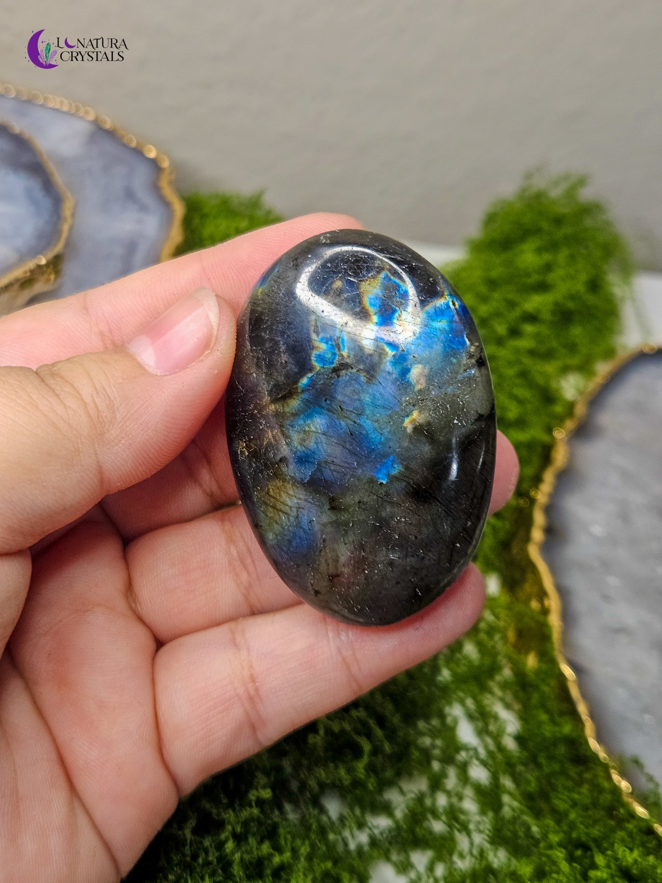 Labradorite Palmstone