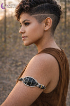 Portal Protección • Pieza 3 | Cuff de Brazo | Joyería Artesanal Ritualizada