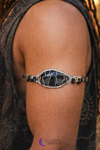 Portal Protección • Pieza 3 | Cuff de Brazo | Joyería Artesanal Ritualizada