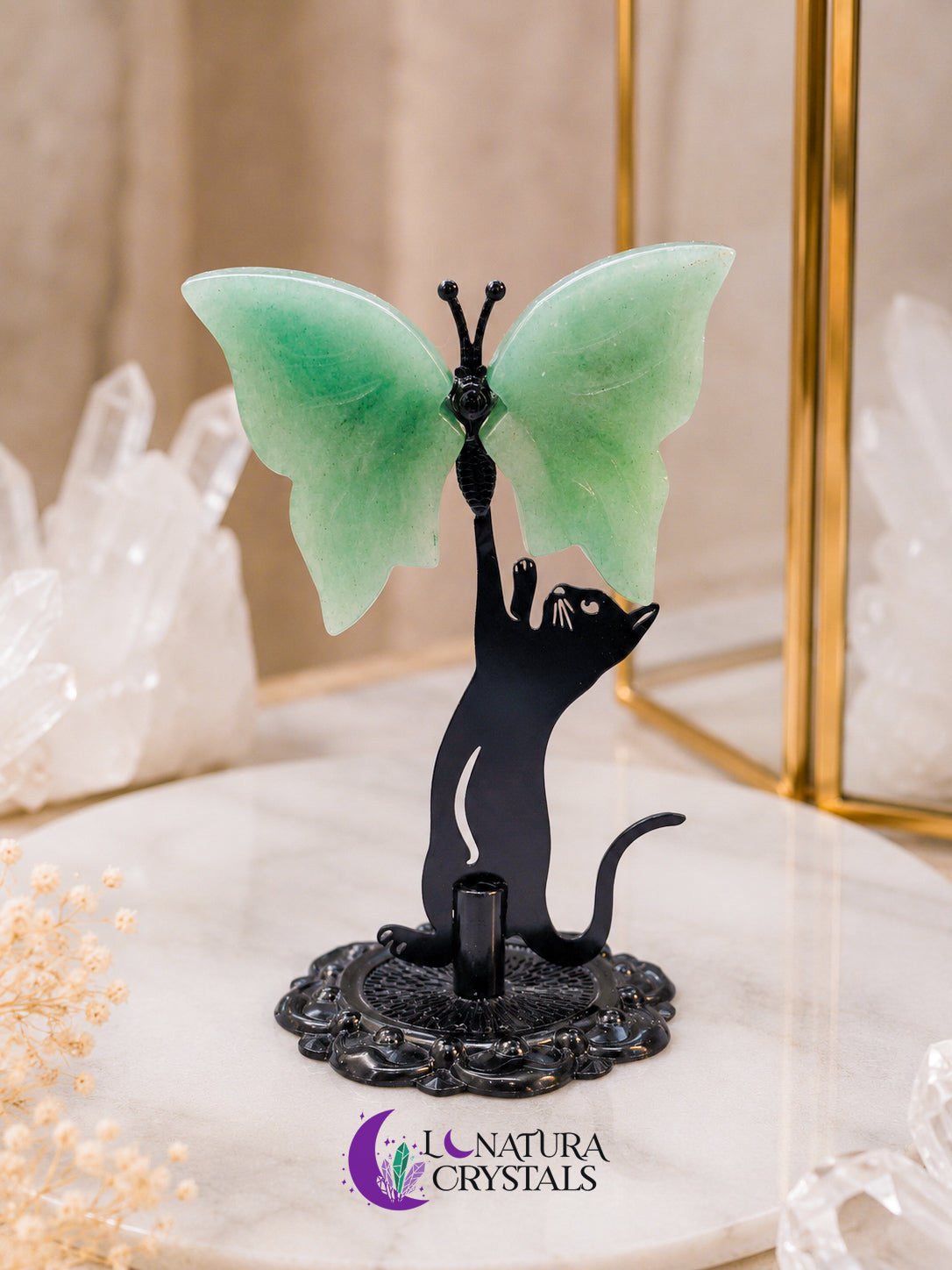 Gato con Mariposa Fluorita Verde